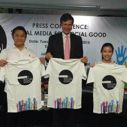 Melecut Perubahan Sosial dari Media Sosial