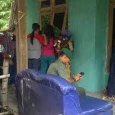 Warga Jubeli Rumah Pemilik Alquran Raksasa di Sidoarjo