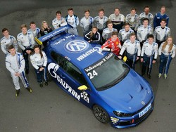 Playboy Playmate Ini Bisa Ngebut