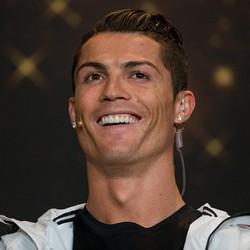 Ronaldo Masih Pikirkan MU dan Rindukan Sir Alex