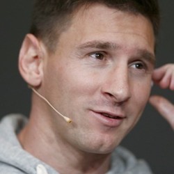 Messi Targetkan Minimal Satu Trofi dengan Barca, Juarai Copa America