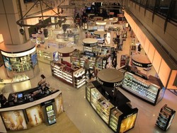 4 Tips Penting Belanja di Duty Free Shop