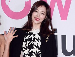 Mulai Sering Tampil, Sulli f(x) Akan Kembali ke Dunia Hiburan?