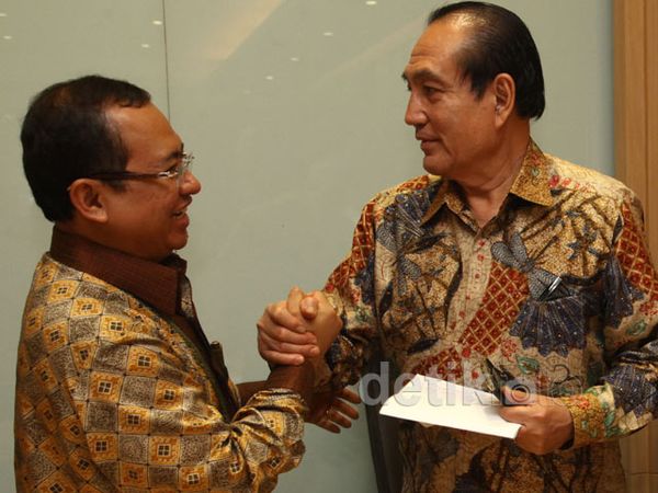 Perundingan Islah Golkar di Tengah Perang Gugatan