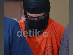 Oneng Sudah Menaruh Curiga Fariz RM Pakai Narkoba