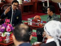 Pertina Temui Menpora