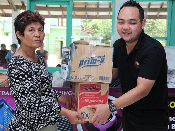 Trans Studio Bandung Peduli Korban Banjir