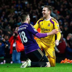 West Ham Singkirkan Everton Lewat Adu Penalti