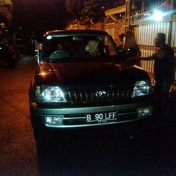 Tengah Malam, 4 Wanita Keluar dari Rumah Calon Kapolri Komjen Budi