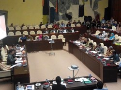 Bahas Perppu Pilkada, Komisi II Raker dengan Menkum HAM dan Mendagri