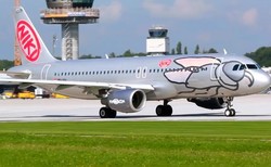 Penerbangan Internasional Paling Aneh, Cuma 10 Menit!