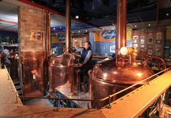 Unik! Ada Pabrik Bir di Bandara Munich, Jerman