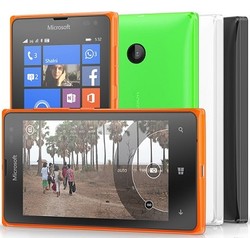 Microsoft Resmikan Duo Ponsel Lumia Sejutaan