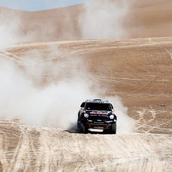 Al-Attiyah Kuasai Etape Kesepuluh
