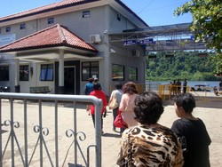 Begini Suasana Dermaga Wijaya Pura, Titik Penyeberangan ke Nusakambangan