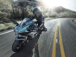 Banyak Orang Kaya, Kawasaki Yakin Ninja Terganasnya Laku Keras