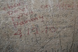 Waduh, Ada Coretan Indonesia di Tembok Besar China!