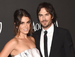 Enam Bulan Pacaran, Ian Somerhalder Tunangan dengan Bintang Twilight Ini