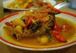 Nyam! Enaknya Ikan Pesmol yang Gurih Asam untuk Santap Siang