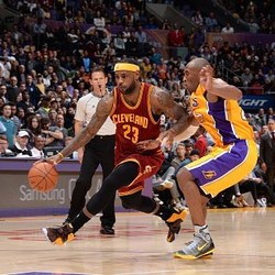 LeBron 36 Poin, Cavs Gebuk Lakers