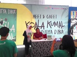 Ratusan Fans Padati Perilisan Buku ke-7 Raditya Dika Koala Kumal