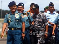 Satgas SAR TNI Pantau Evakuasi Badan QZ8501