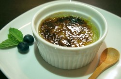 Lembut Wangi Creme Brulee Matcha Bisa Dibuat di Rumah