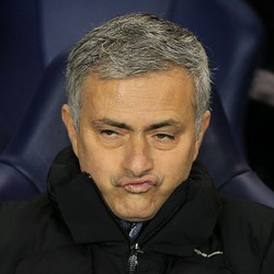 Mourinho Sindir Kedatangan Bony ke City