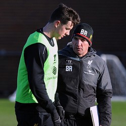 Rodgers Optimistis Liverpool Belum Habis