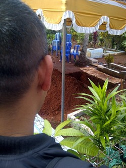 Tiba di Cianjur, Jenazah Rani Disambut dan Disalatkan Ratusan Warga