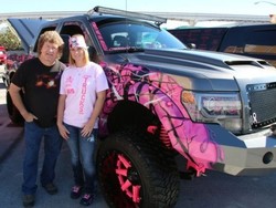 Demi Penderita Kanker Payudara, Pikap Sangar Ini Jadi Sedikit Feminim