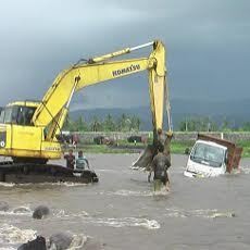 Truk Penambang Pasir Terseret Lahar Dingin Gunung Semeru