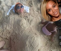 Beyonce Dikabarkan Hamil Setelah Tampil dengan Perut Lebih Buncit