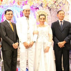 Tontowi Ahmad Gelar Pesta Pernikahan