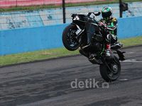 Kawasaki Ninja Paling Galak di Tangan Pebalap
