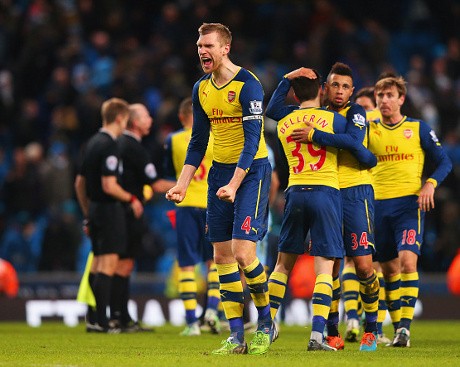 Arsenal Buktikan Gary Neville Salah