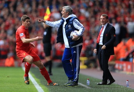 Mourinho Tak Suka Suporter Chelsea Olok-olok Gerrard