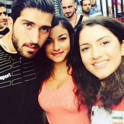 Pemain Iran Dilarang Selfie dengan Fans Perempuan