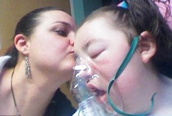 Diguncang 15 Tahun Lalu oleh Sang Ayah, Gadis Ini Akhirnya Meninggal