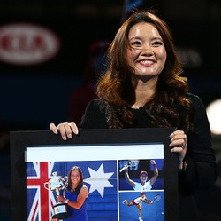 Li Na Hadir di Lapangan, Bukan untuk Main tapi Umumkan Kehamilan