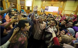 Panasnya Kabar Burung dari Pembisik Misterius SBY