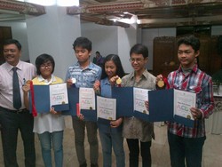 Membanggakan! Siswa SMP Semarang Sabet 3 Medali Emas Lomba Sains di Korea