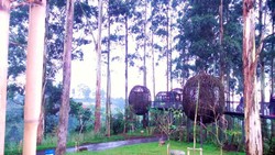 Dusun Bambu, Tempat Liburan Asyik di Bandung