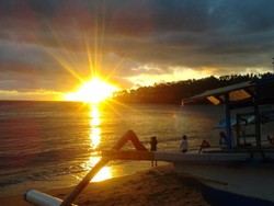 Foto-foto Sunset yang Cantik di Lombok