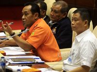 Komisi V Raker dengan Menhub, Kabasarnas dan Ketua KNKT