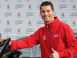 Baru Putus, Cristiano Ronaldo Dikabarkan Pacari Presenter TV