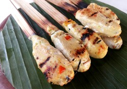 Siang Ini Enaknya Menyantap Sate Lilit Gurih Lembut khas Bali
