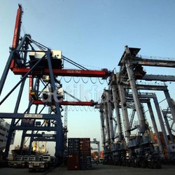 Setelah Kereta Cepat, Akankah Jokowi Batalkan Pelabuhan Cilamaya?