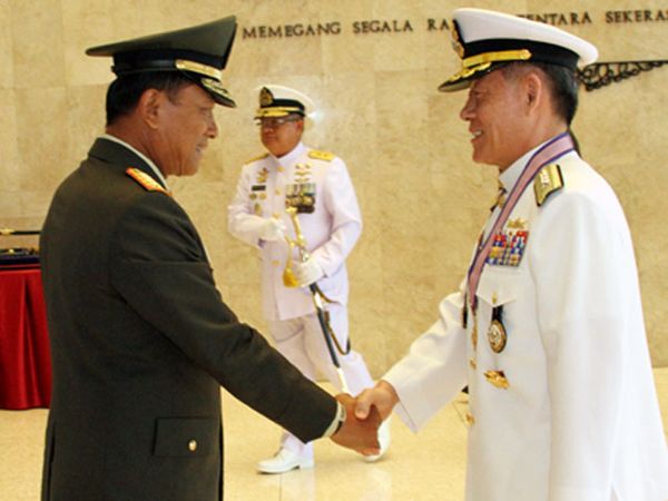 Kunjungan Kehormatan Pangab Korea