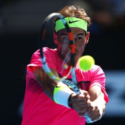 Raket Canggih dan Celana Kuno Rafael Nadal